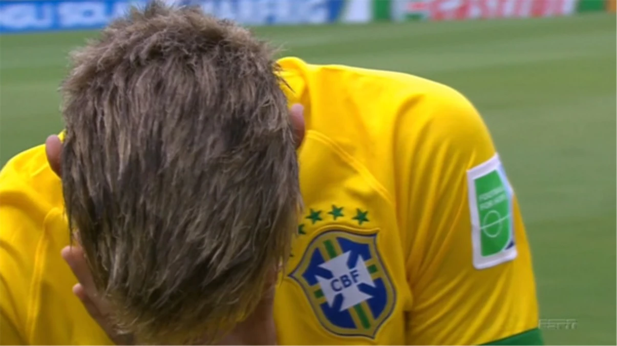 Futbolcuların Gözyaşları Brezilyalıları Endişendiriyor