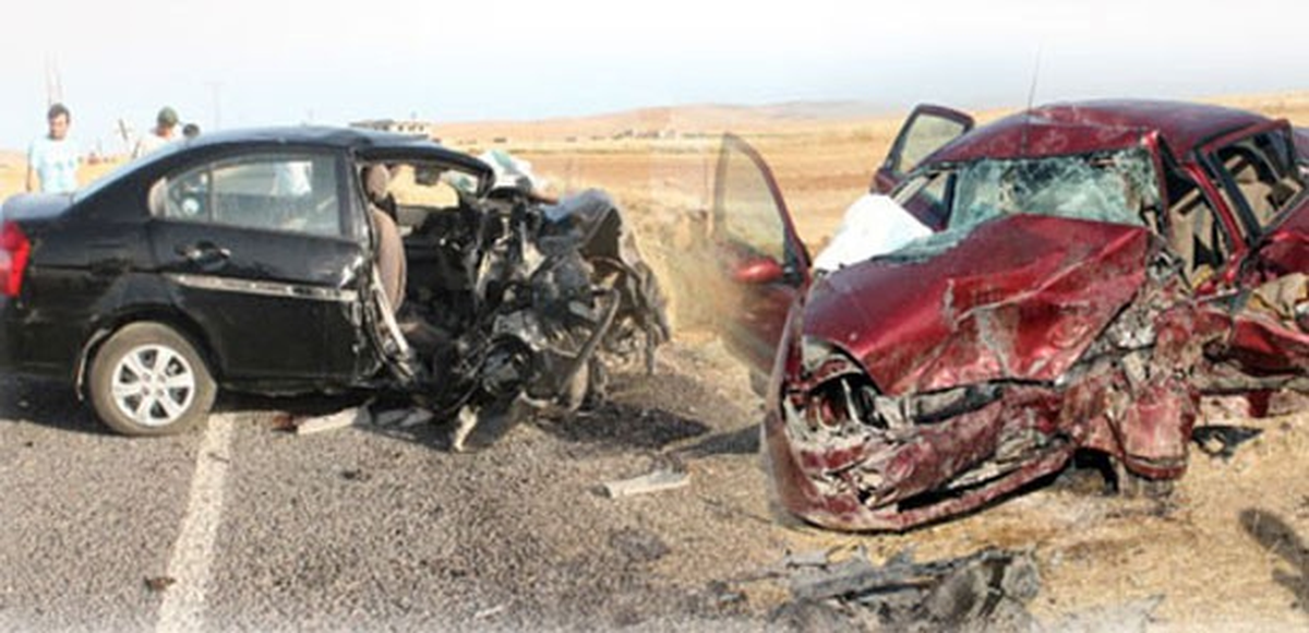 Gaziantep\'te İki Otomobil Çarpıştı: 1 Ölü, 4 Yaralı