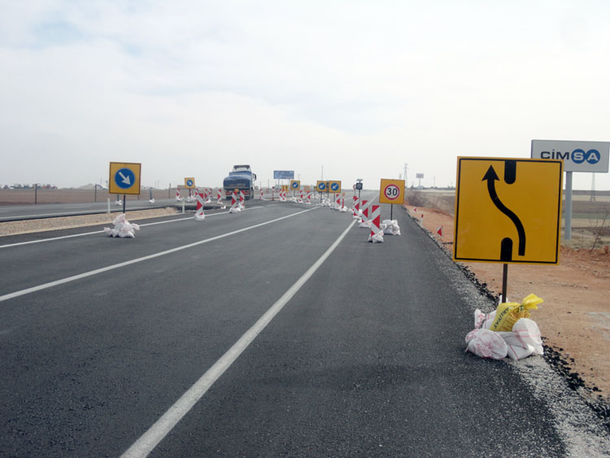 Karaman-Konya Bölünmüş Yol Sıcak Asfalt Çalışması Tamamlandı