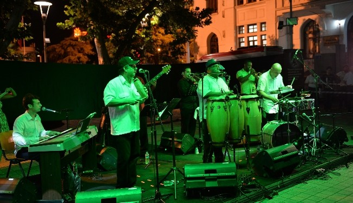 Latin Rüzgarı Bursa\'yı Sardı