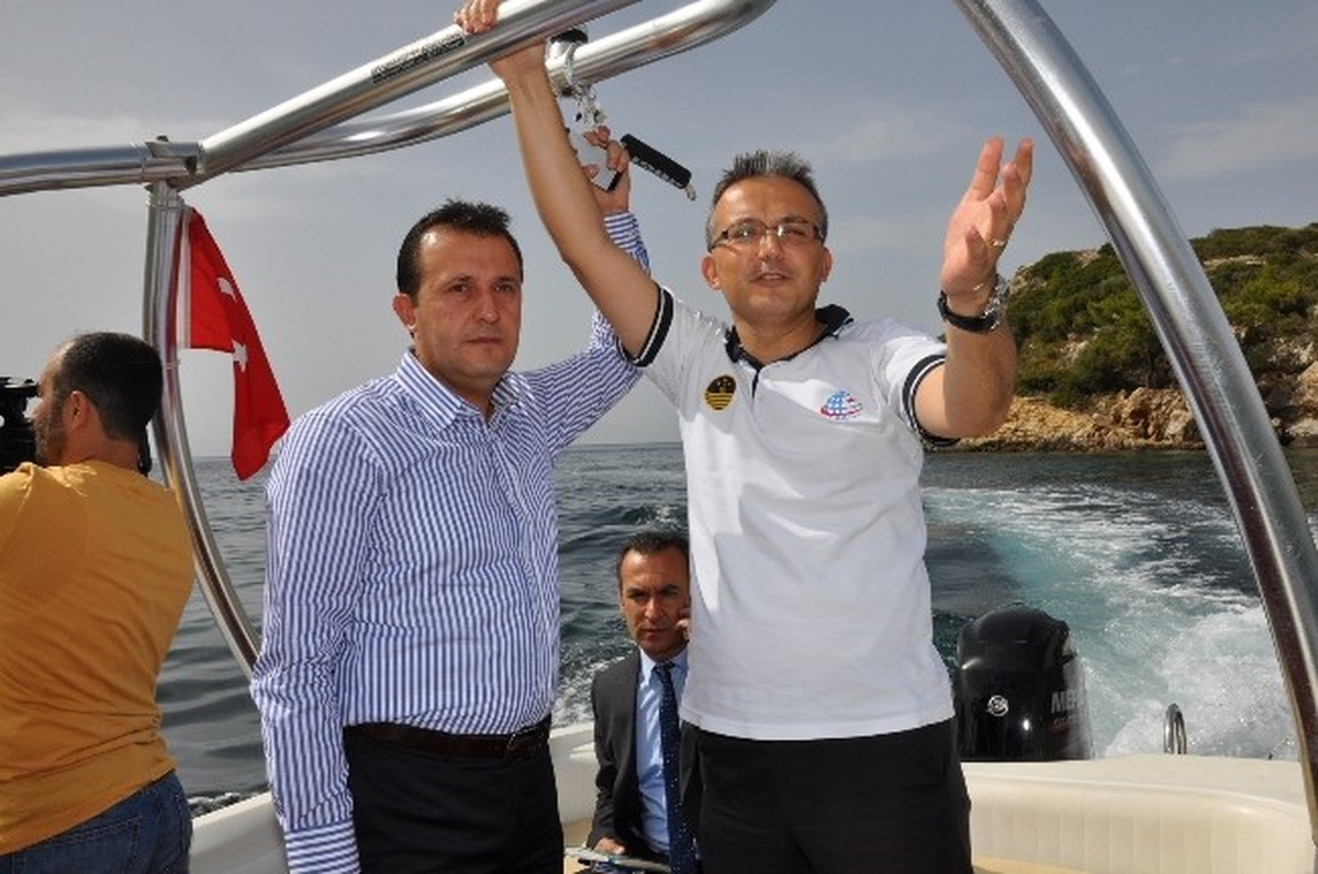 Menderes\'e Yat Limanı İçin Düğmeye Basıldı