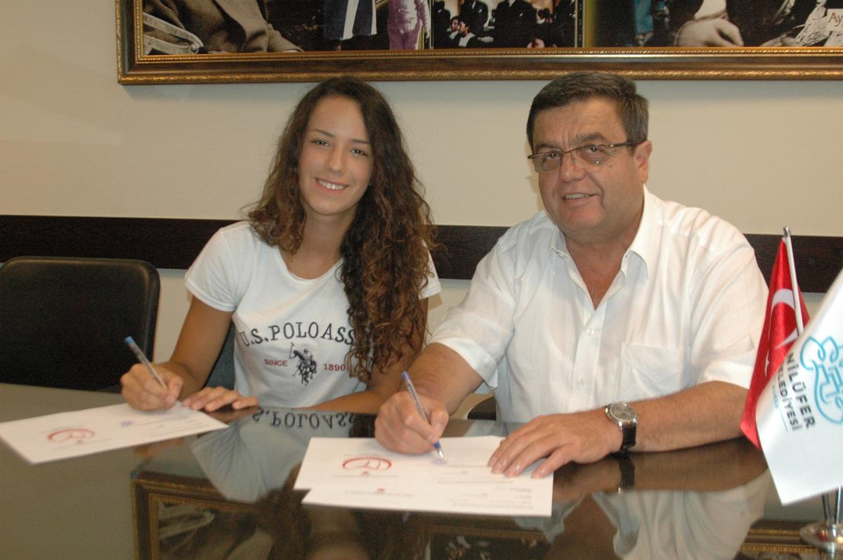 Nilüfer Belediyespor\'da Transfer