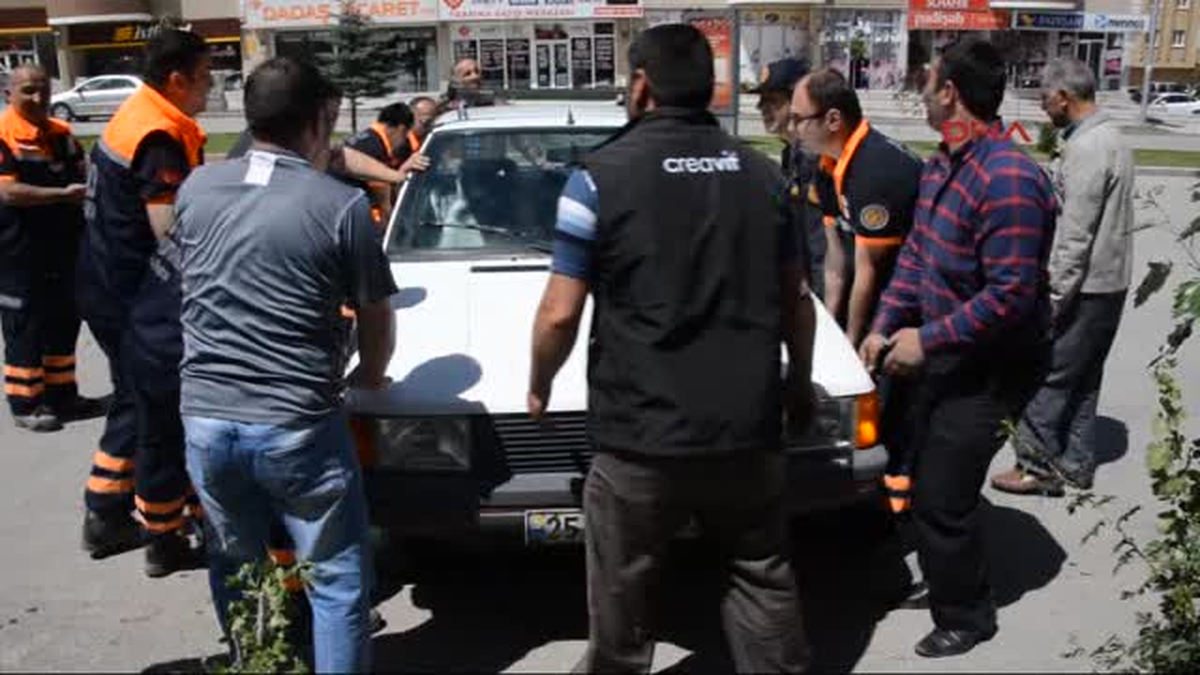 Obez Hasta, Ancak Duvar Yıkılırsa Evden Çıkarılabilecek