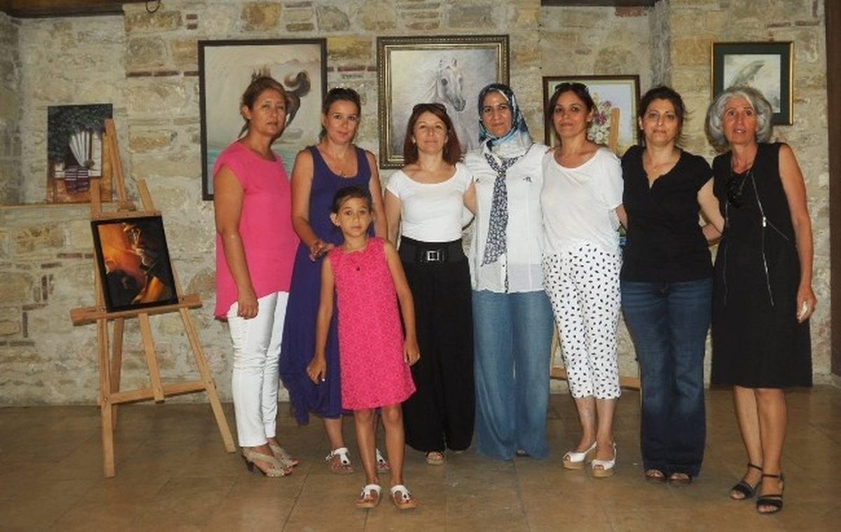 Okyanus Resim Grubu Sergisi Kuşadası\'nda Açıldı