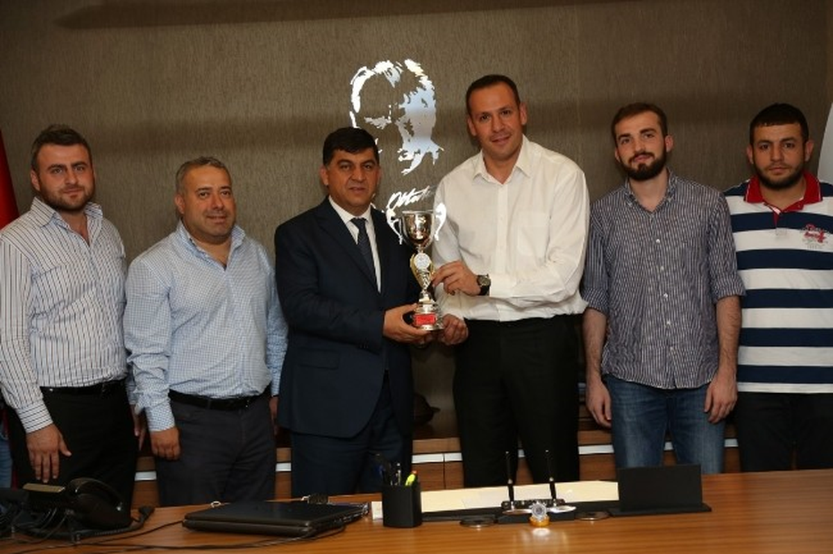 Potanın Şampiyonları Fadıloğlu\'nu Ziyaret Etti