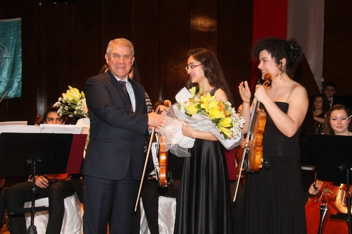 Uludağ Üniversitesi Gençlik Senfoni Orkestrası, Çü\'de Konser Verdi