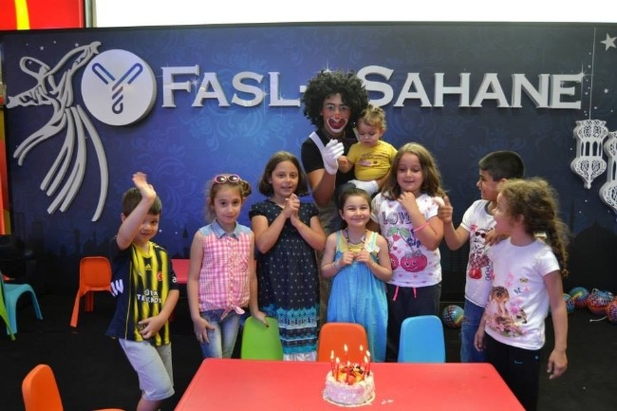 Yeşilyurt Avm\'den Miniklere Doğum Günü Sürprizi