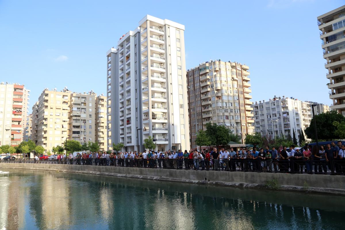 Adana\'da Sulama Kanalında Ceset Bulundu