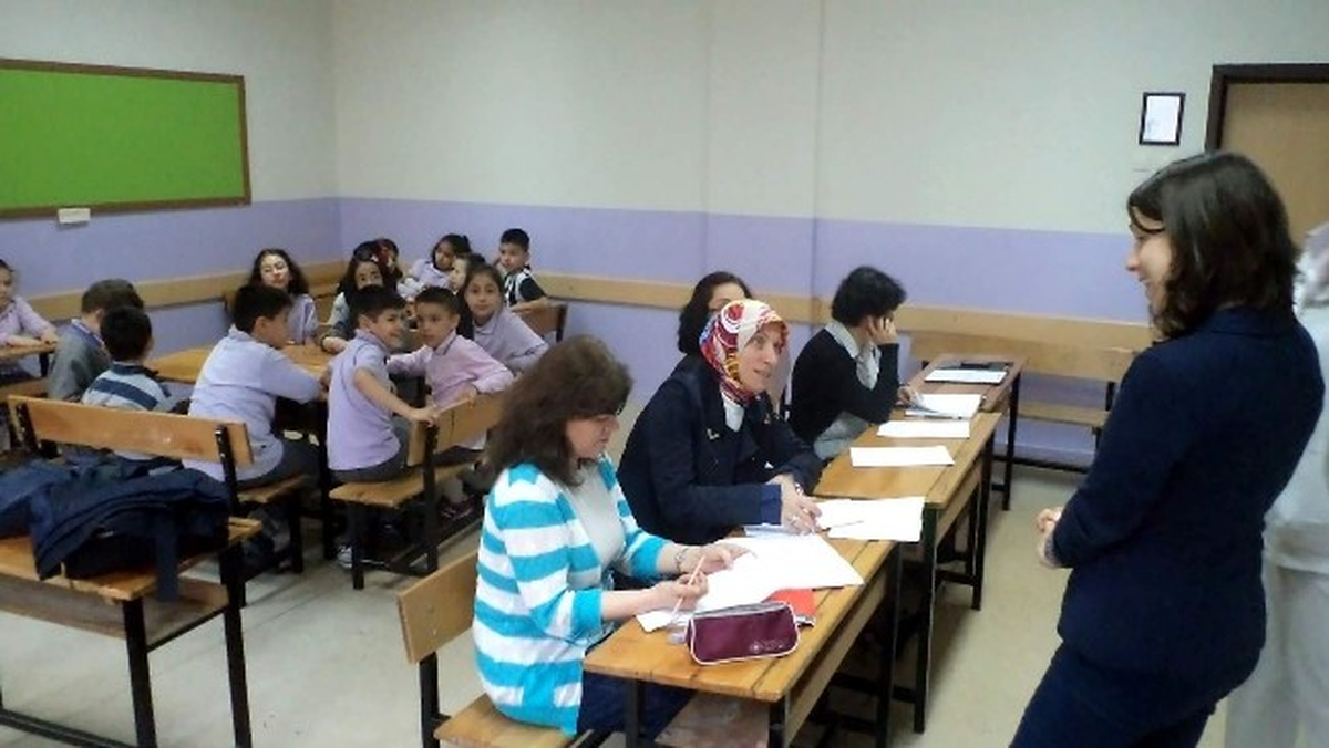 Alman Eğitimci Türk Okulunda Hem Eğitim Aldı Hem de Eğitim Verdi