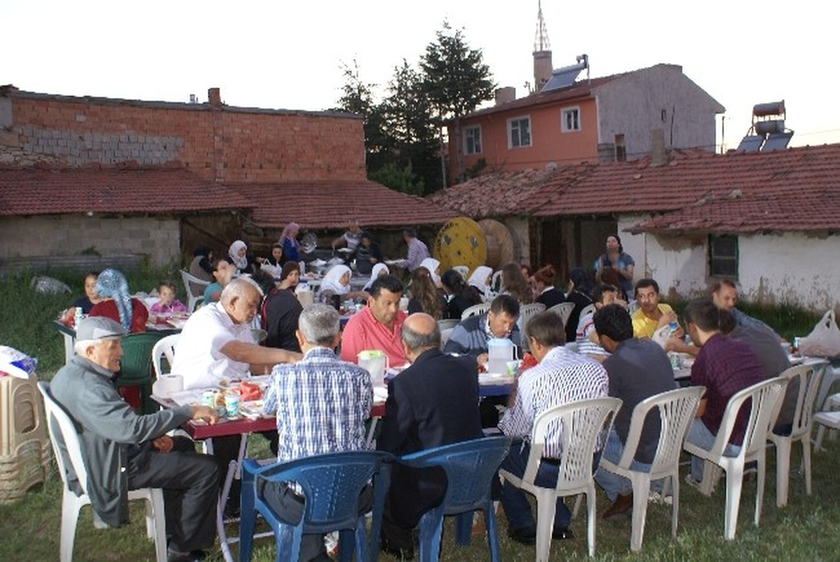 Apartman Sakinlerinden Örnek Komşuluk