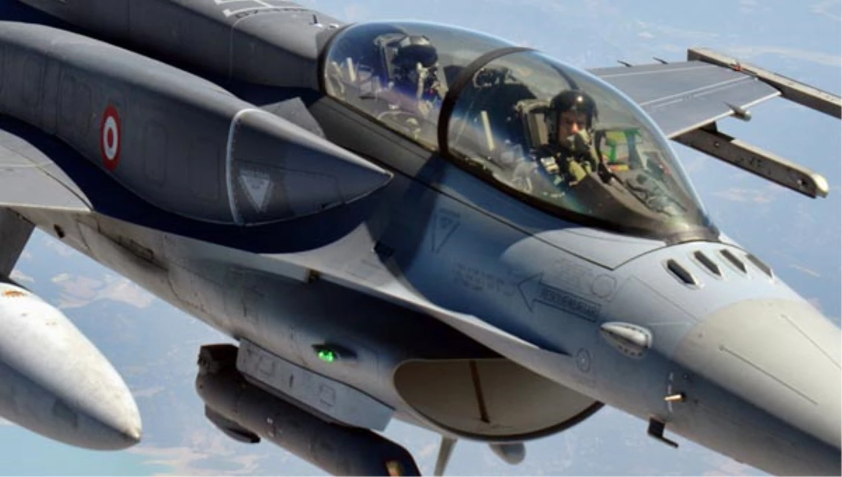 Hava Kuvvetleri Komutanı Akın Öztürk'ten Havada Yakıt İkmali