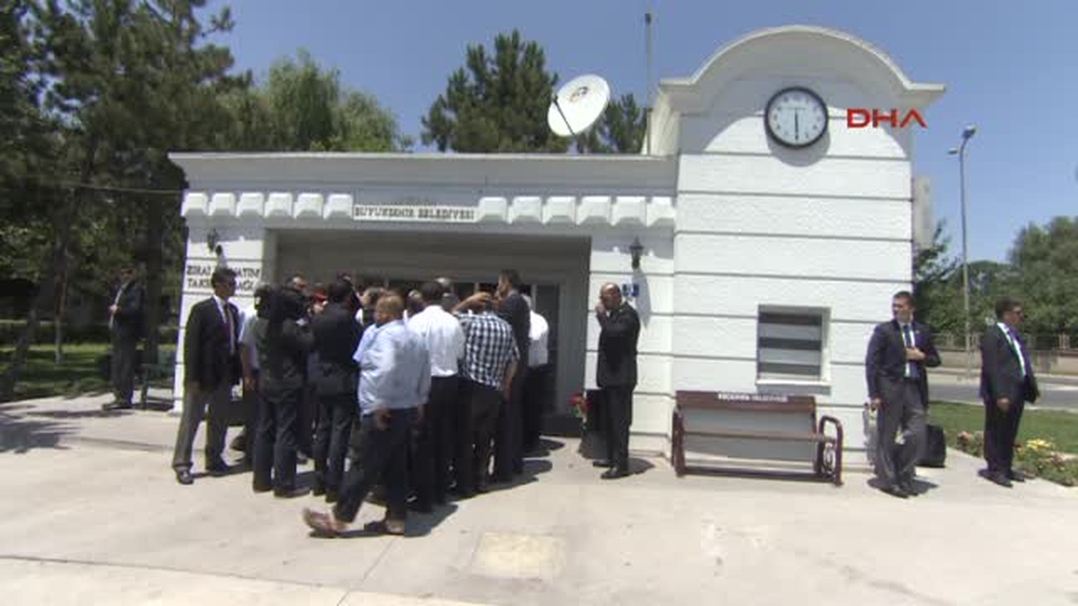 Başbakan Erdoğan, Taksi Durağını Ziyaret Etti