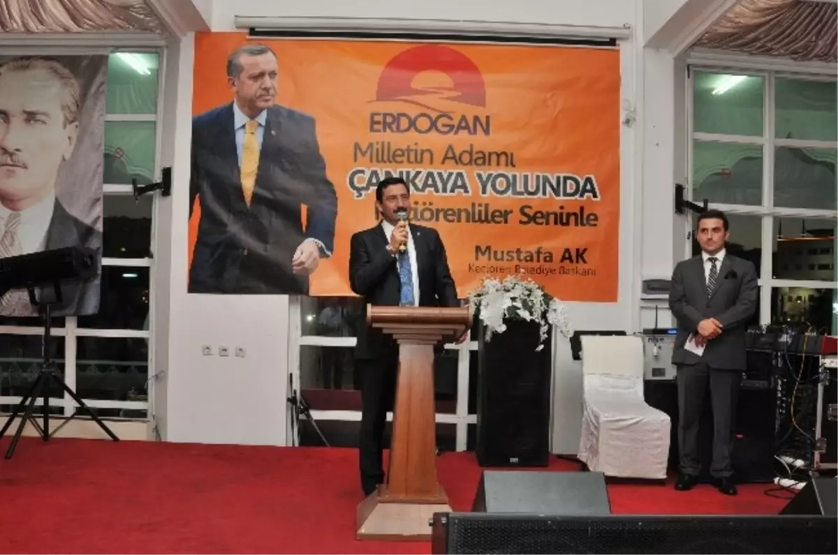 Başkan Ak\'tan Başbakan Erdoğan\'ın Misafirlerine İftar