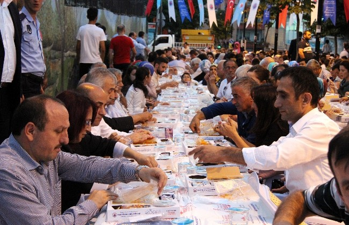 Binlerce Kağıthaneli Tek Sofrada Buluştu