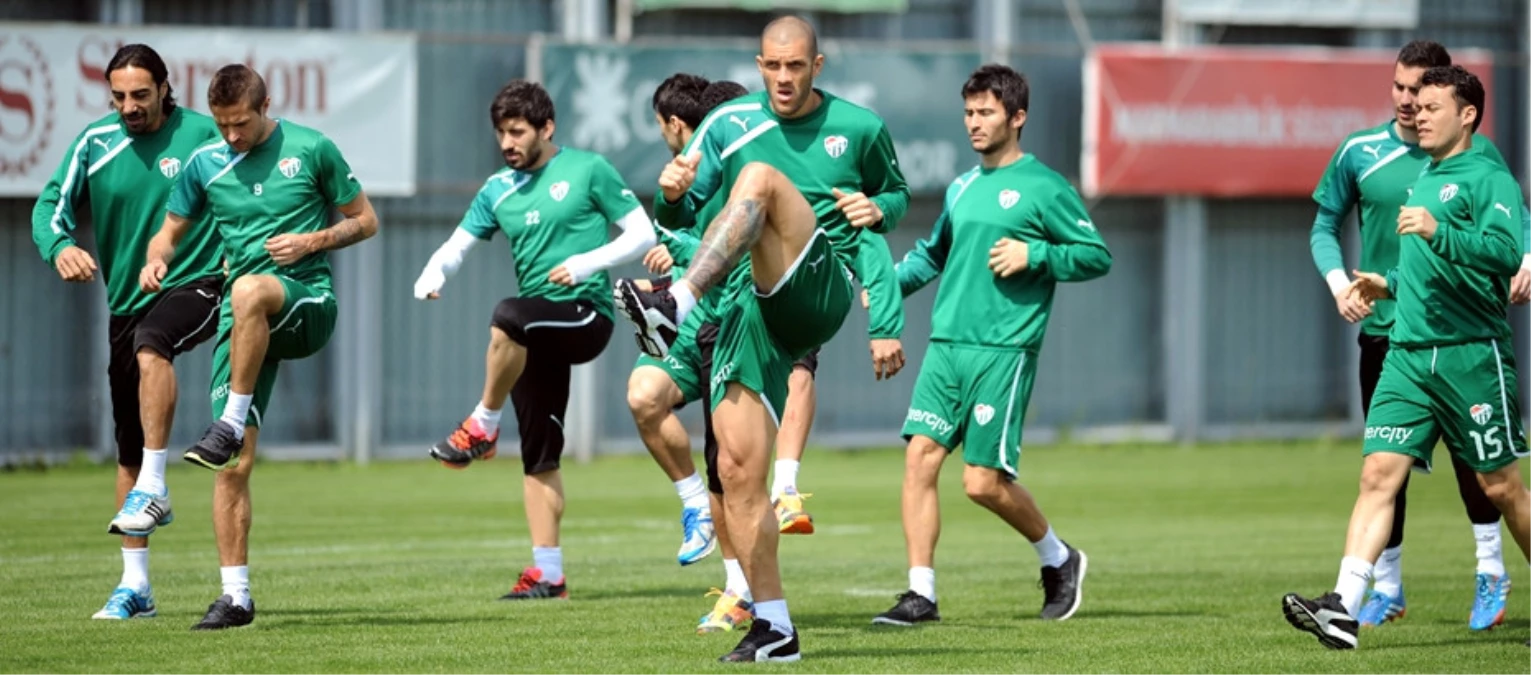 Bursaspor 2014-2015 Sezonuna Hazırlanıyor