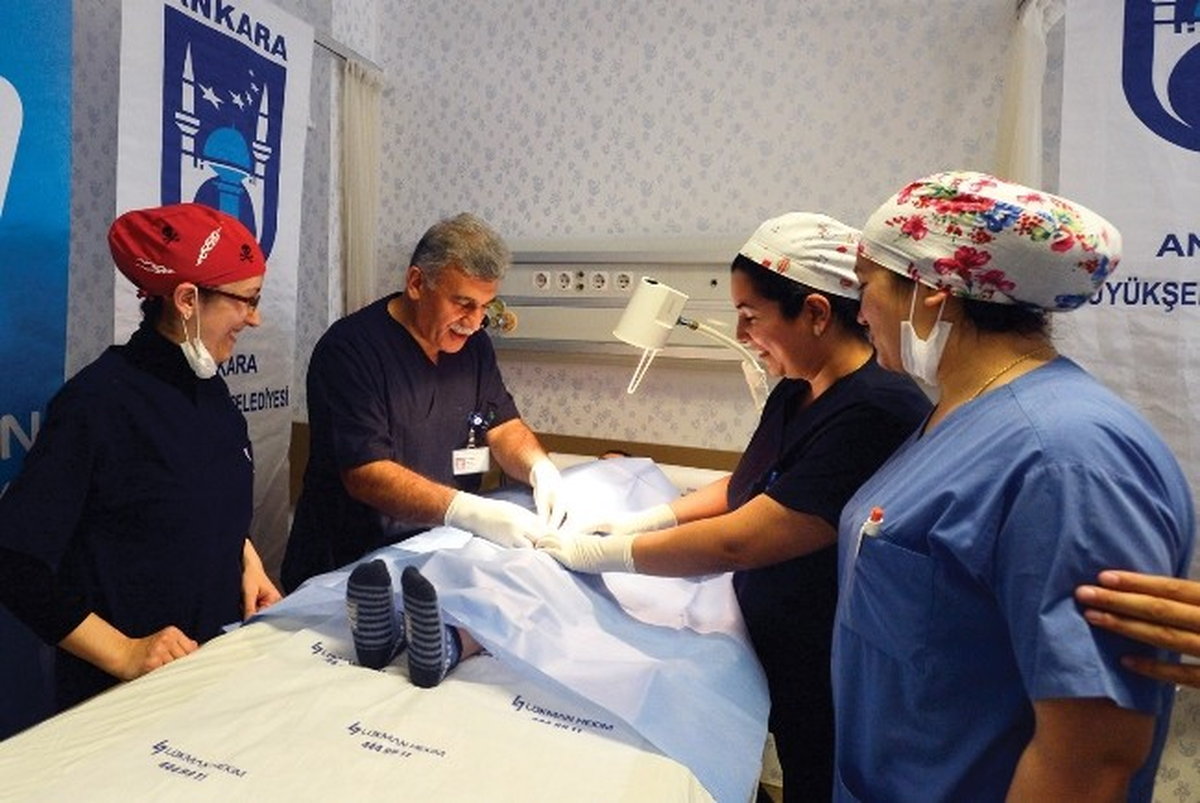 Büyükşehir 2014 Çocuğu Sünnet Ettiriyor