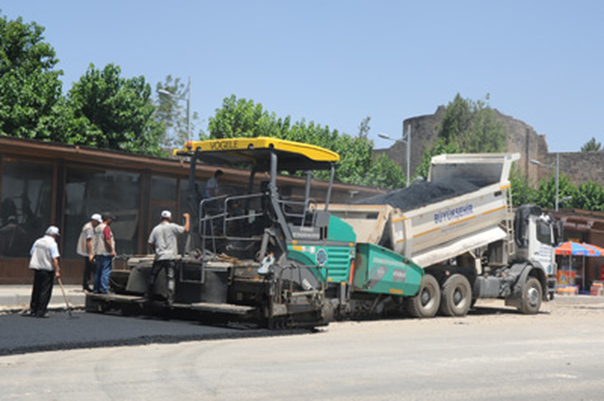 Büyükşehir Ramazan\'da 30 Bin Ton Asfalt Serecek