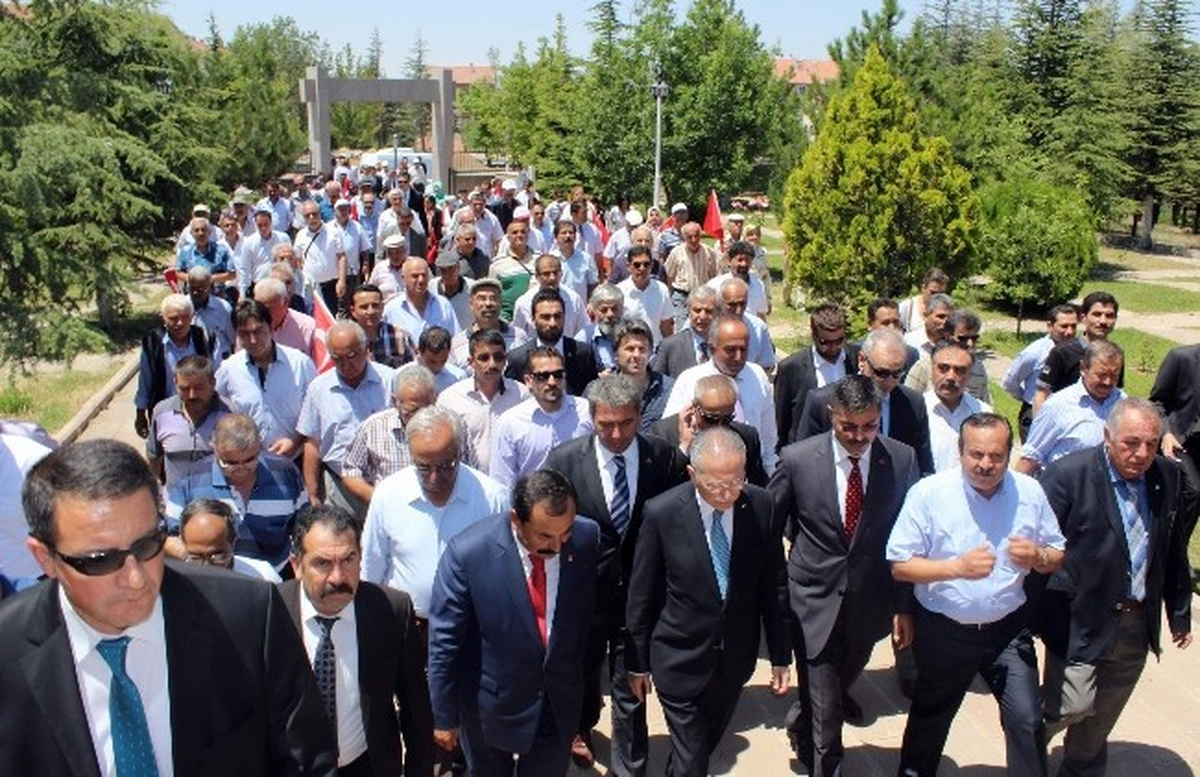 Ekmeleddin İhsanoğlu Kırşehir\'de