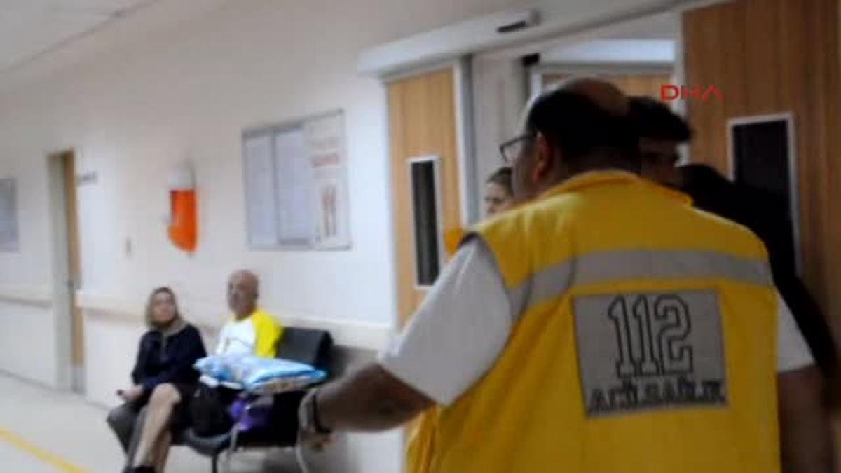 Gaziantep\'in İslahiye İlçesi\'nde, Yolun Karşısına Geçmeye Çalışan 65 Yaşındaki Hüseyin Battal,...