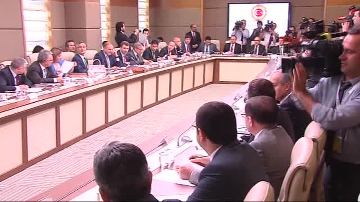 İçişleri Komisyonu\'nda MHP ve Hdp Millekvekilleri Arasında Tartışma Çıktı