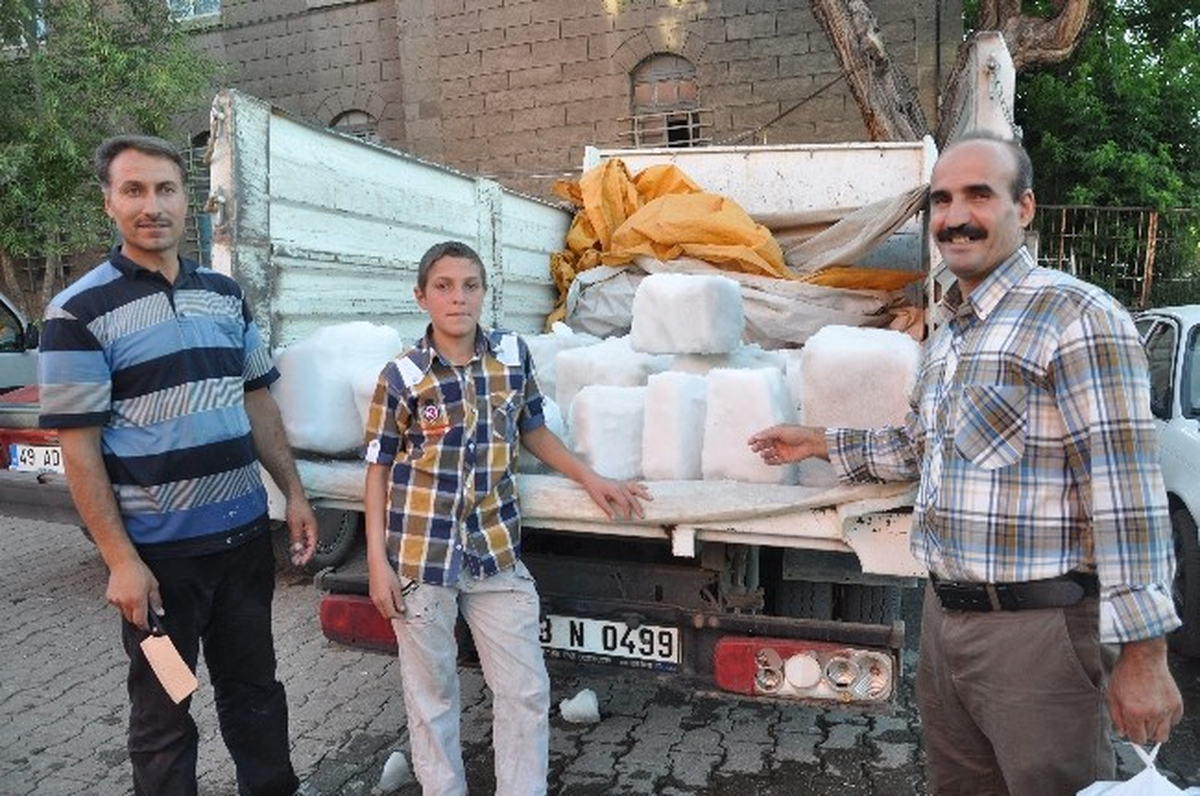 Muş\'ta Kar Satışı