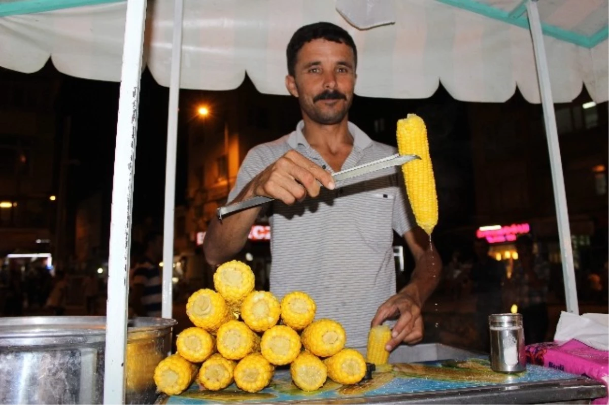 Ramazan\'da Kaynamış Mısıra İlgi