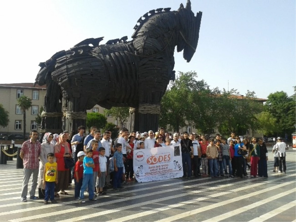 Sincikli Öğrenciler Çanakkale\'ye Çıkarma Yaptı