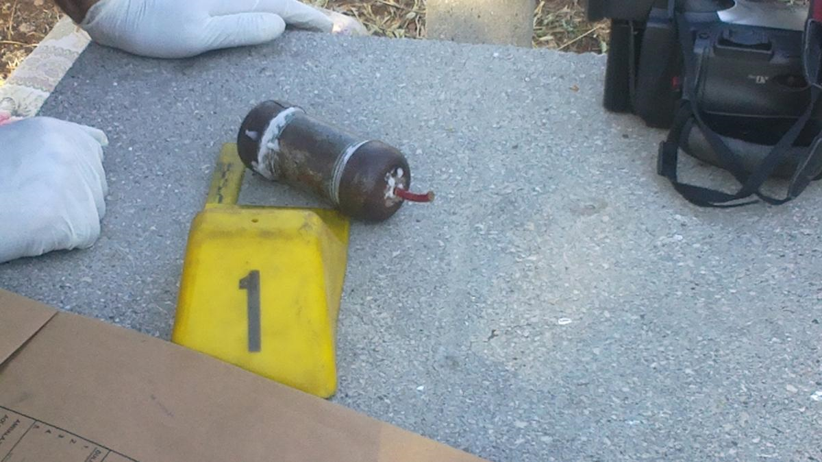 Suriyeli Kişinin Çantasında Bomba ve Pompalı Tüfek Geçirildi