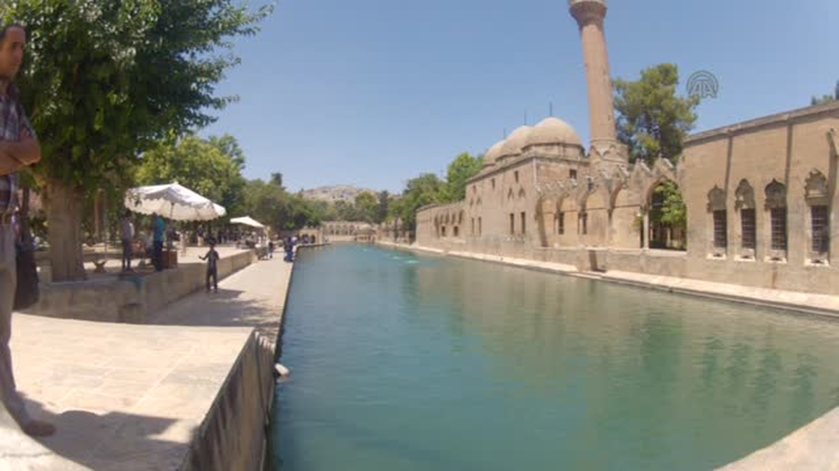 Balıklıgöl su altında görüntülendi -