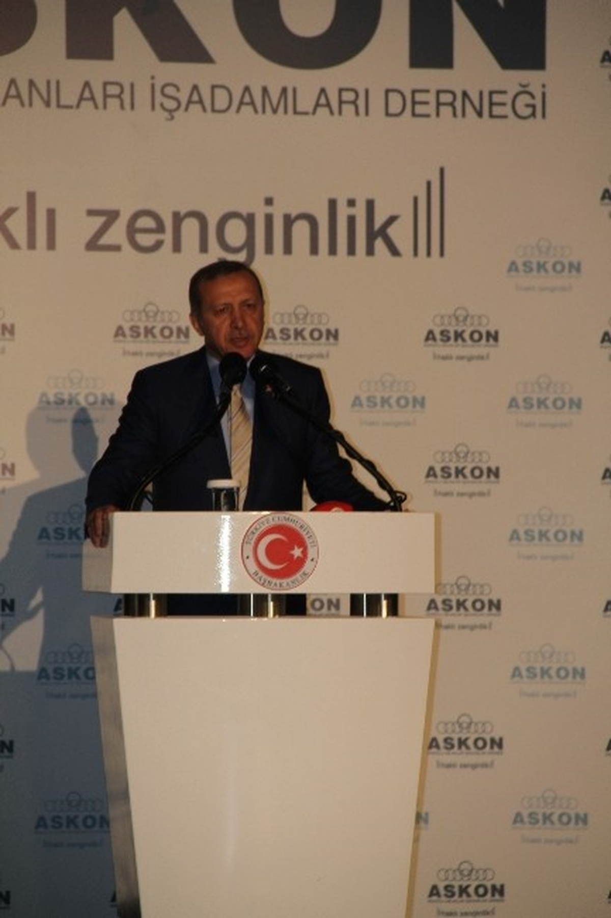 Başbakan Erdoğan: "Seçimler Süreci Kesintiye Uğratmayacak"