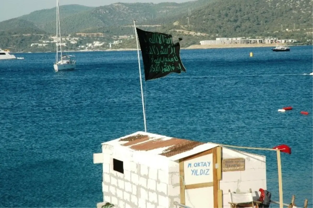 Bodrum\'da Bayrak Krizi