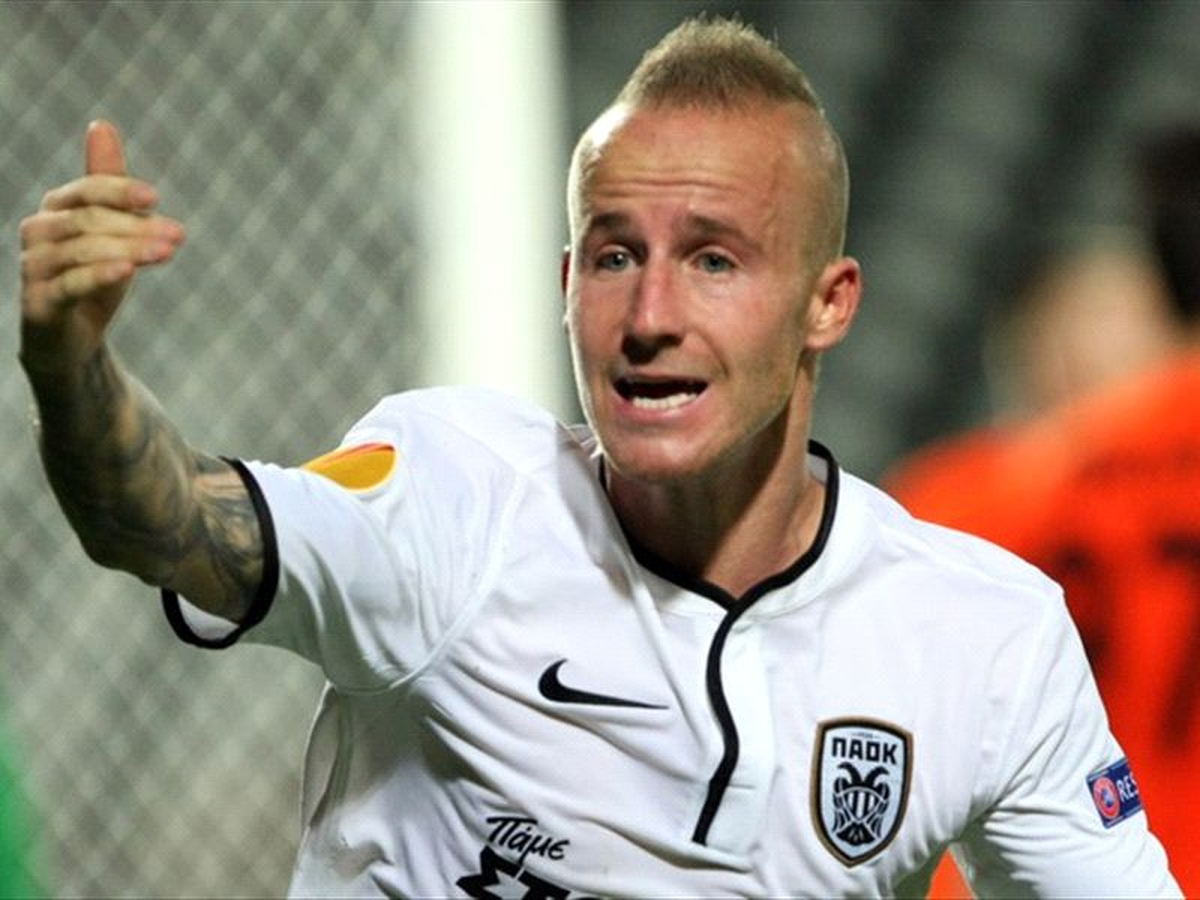 Fenerbahçe, Miroslav Stoch\'u Al-Ain\'e Kiraladı!