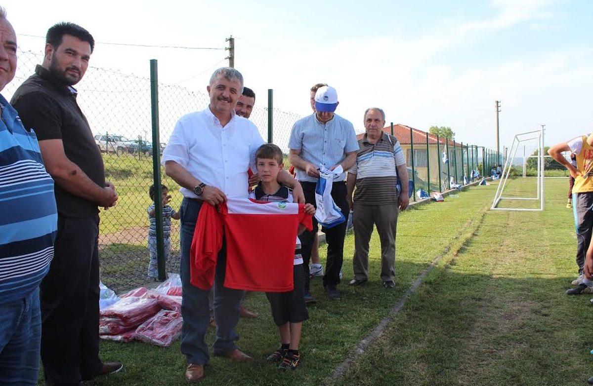 Ferizli Belediyesi Yaz Spor Okulları Etkinliği Başladı