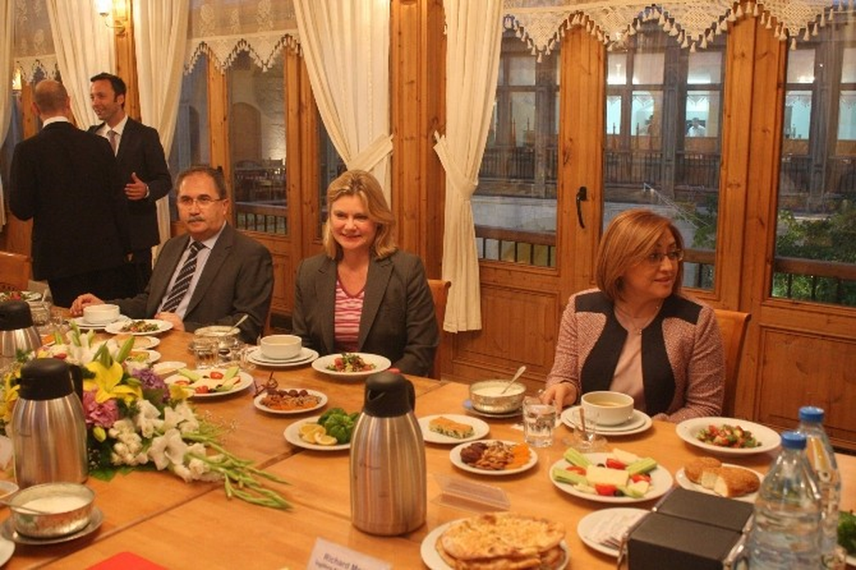 İngiltere Uluslararası Kalkınma Bakanı Greenıng Gaziantep\'te