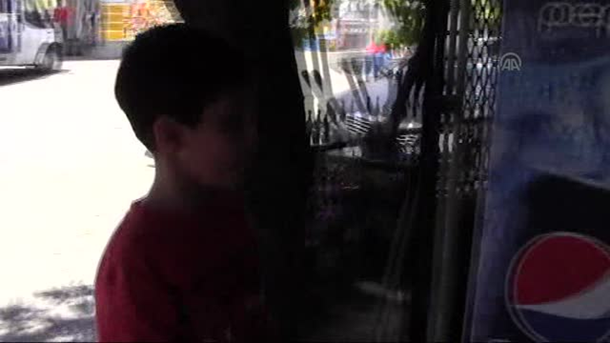 Ramazan pidesinin çeyreğini de yarımını da satıyorlar -