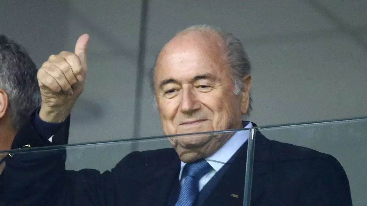 Sepp Blatter\'den Suarez\'e Destek