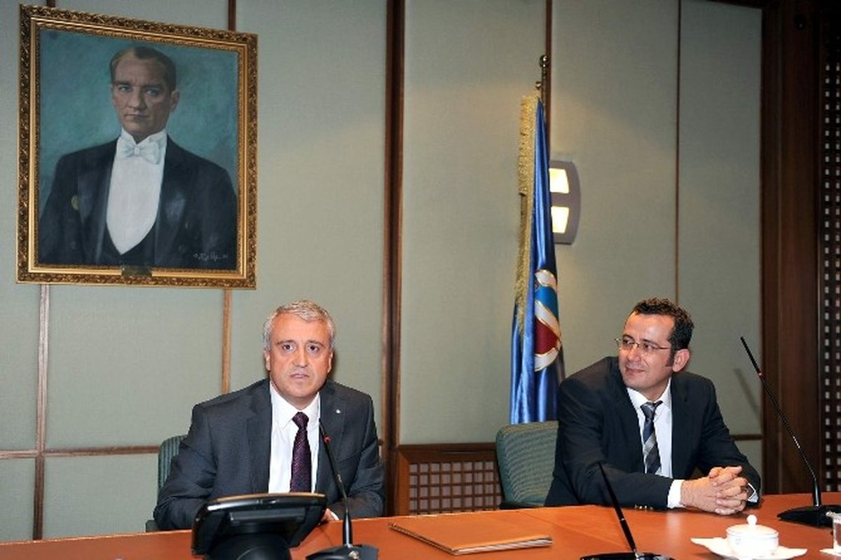 Tüba\'dan Anadolu Üniversitesine Büyük Onur