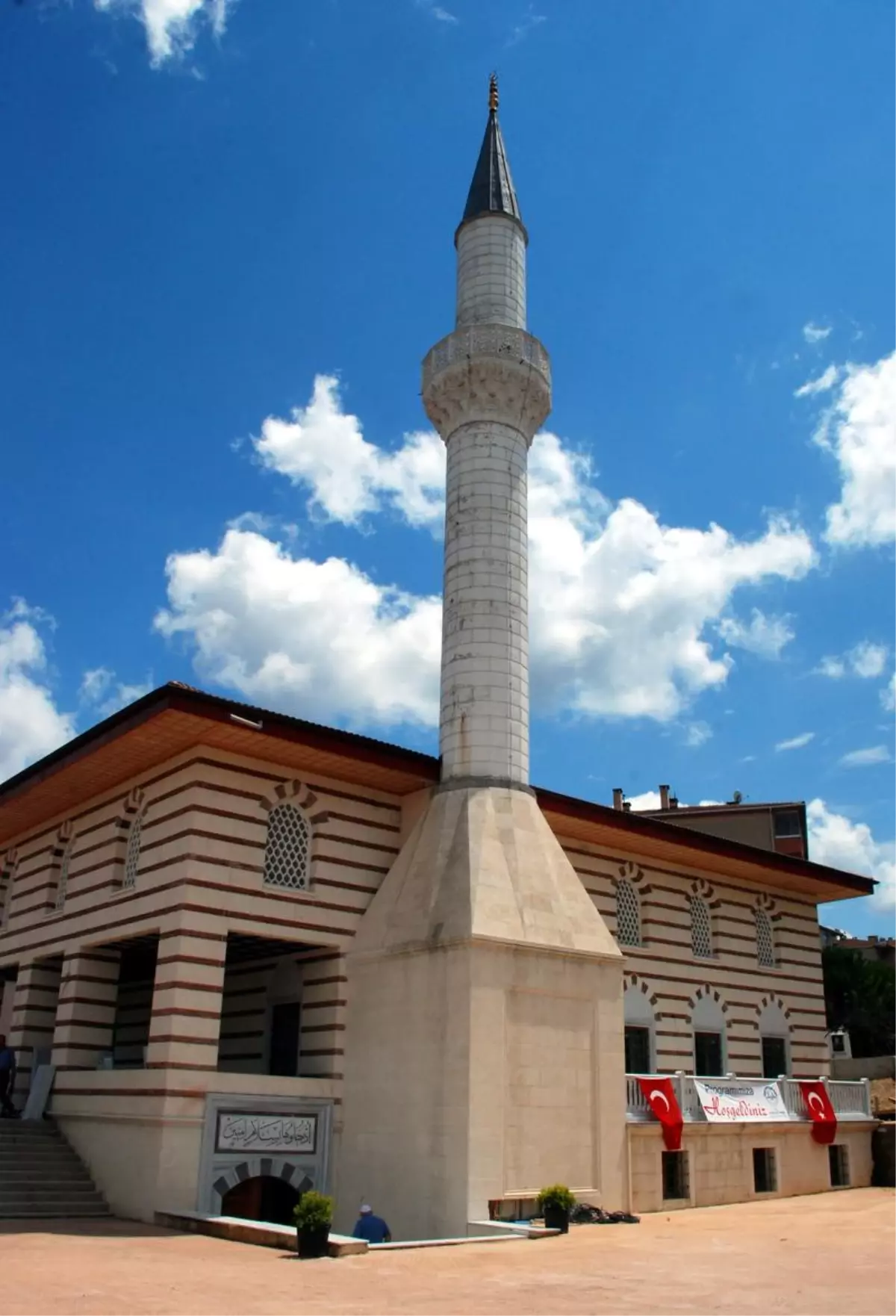 Beykoz Hisarevleri Cami İbadete Açıldı