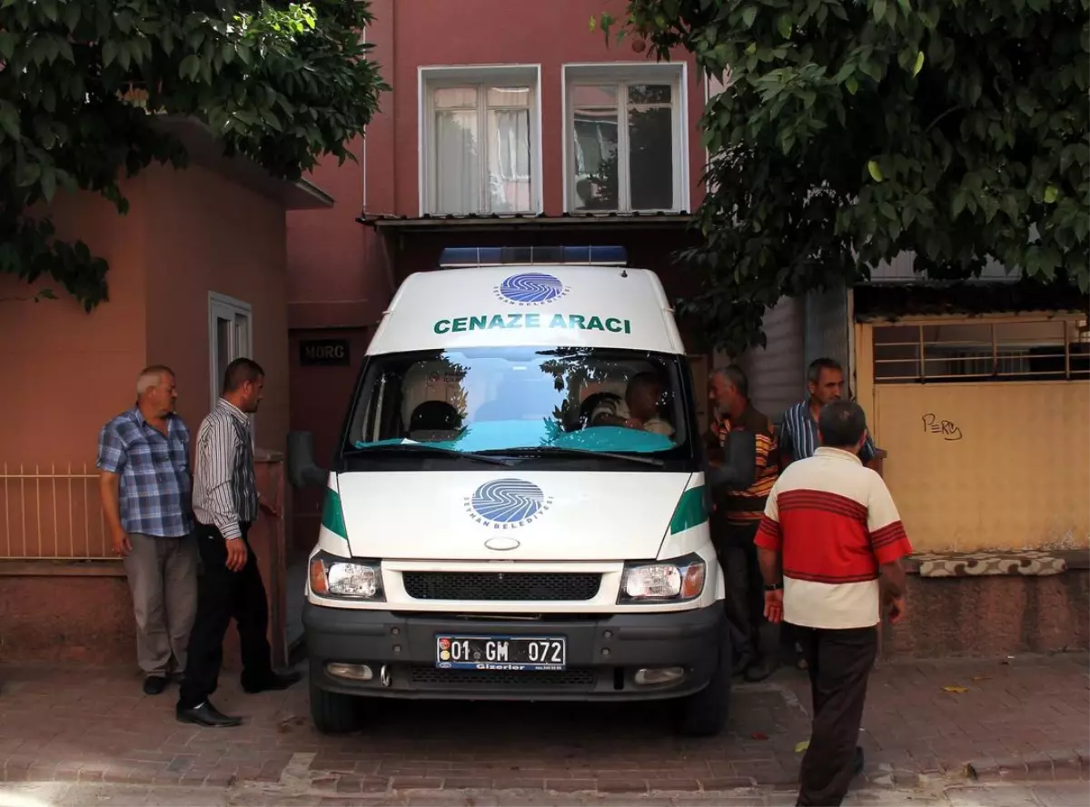 Dalgıç Polislerin Kurtardığı Çocuk Öldü