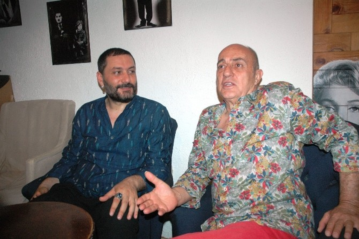 Mfö\'nün Fuat\'ı Çaldı, Hüsnü Şenlendirdi