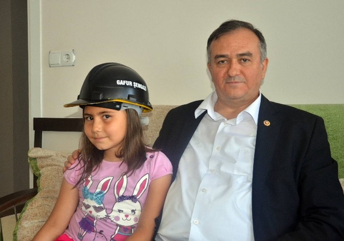 Şehit Madenci Kızı Sıla\'nın Hayali Savcı Olmak