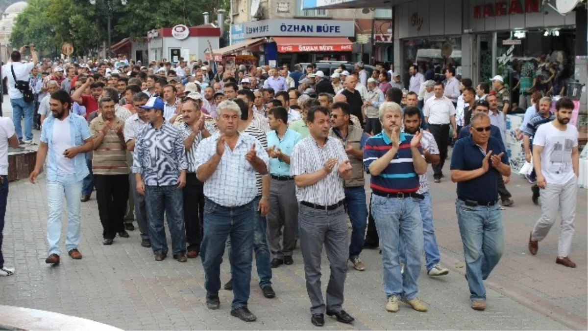 Seyitömer İşçilerinden Protesto Yürüyüşü