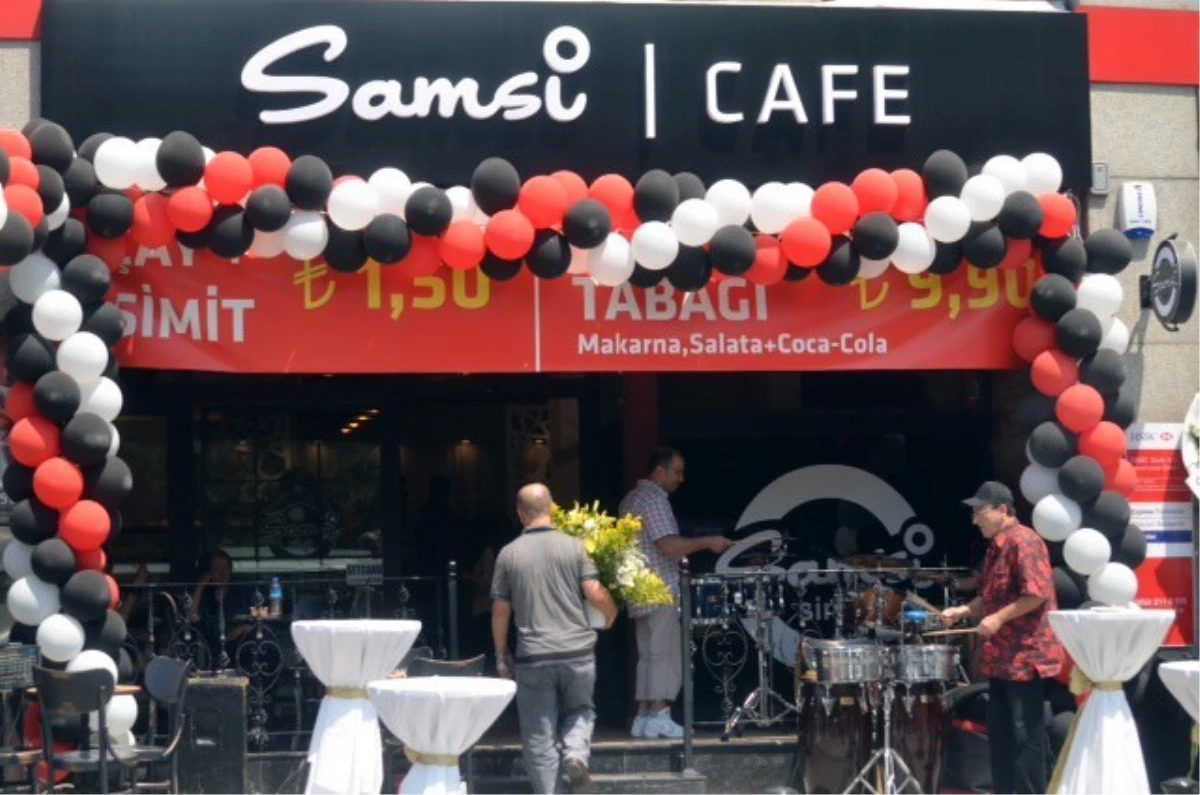 Simit Kafelere Yepyeni Bir Bakış Açısı Getiren "Samsi Simit Cafe", Yeni Konseptli 6. Şubesini Açtı