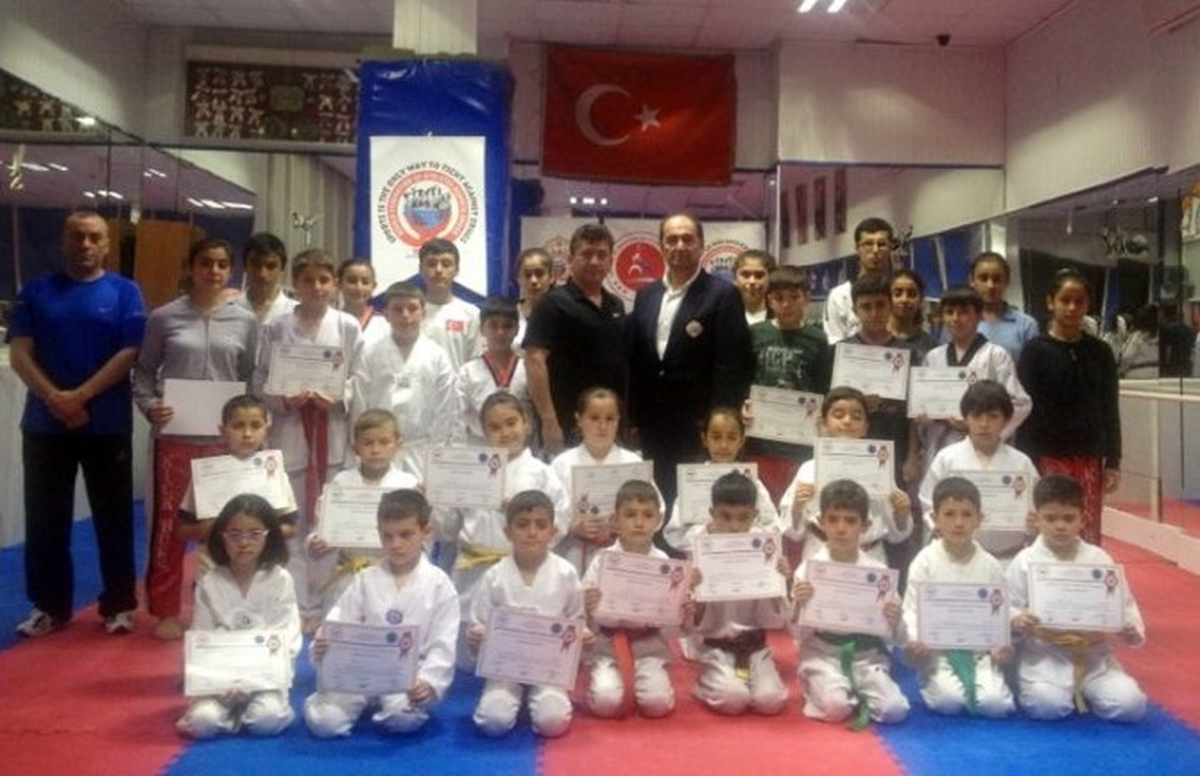 Kayseri\'de Sporcu ve Ailelere Doping Uyarısı