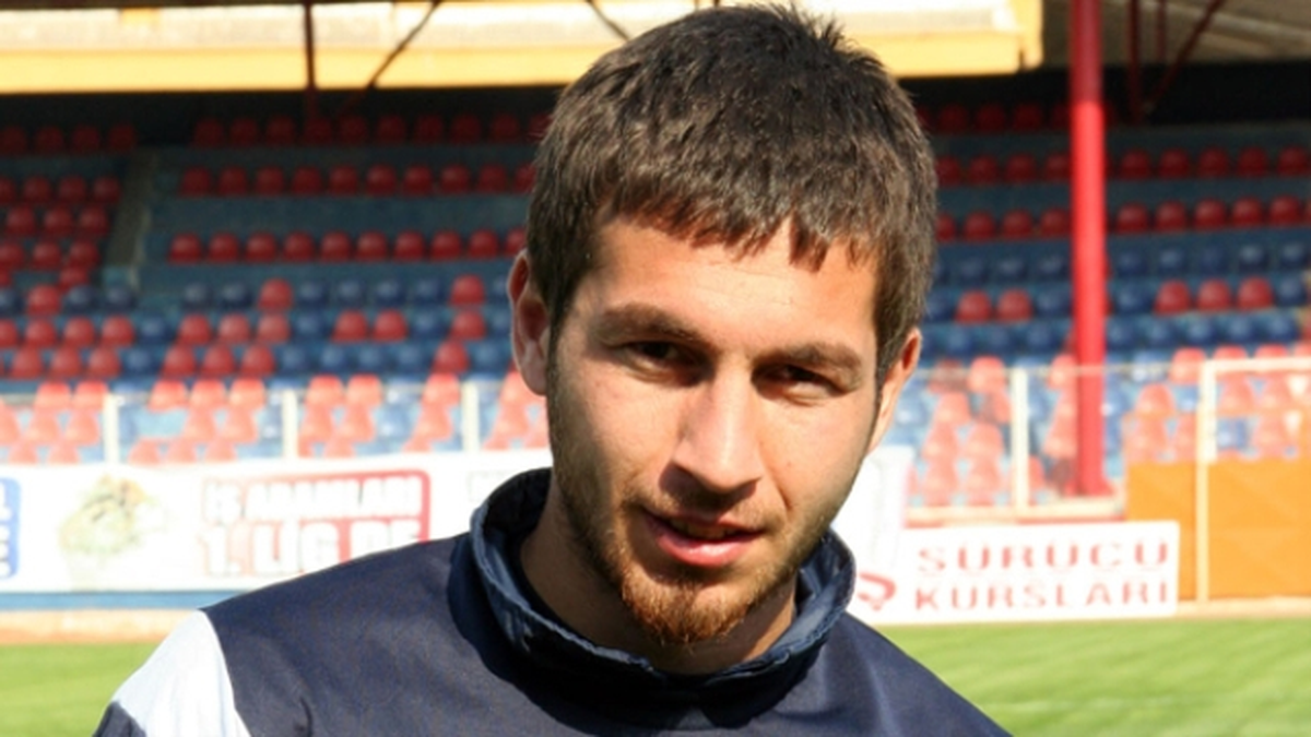 Trabzonspor Adem Büyük İçin Beklemede