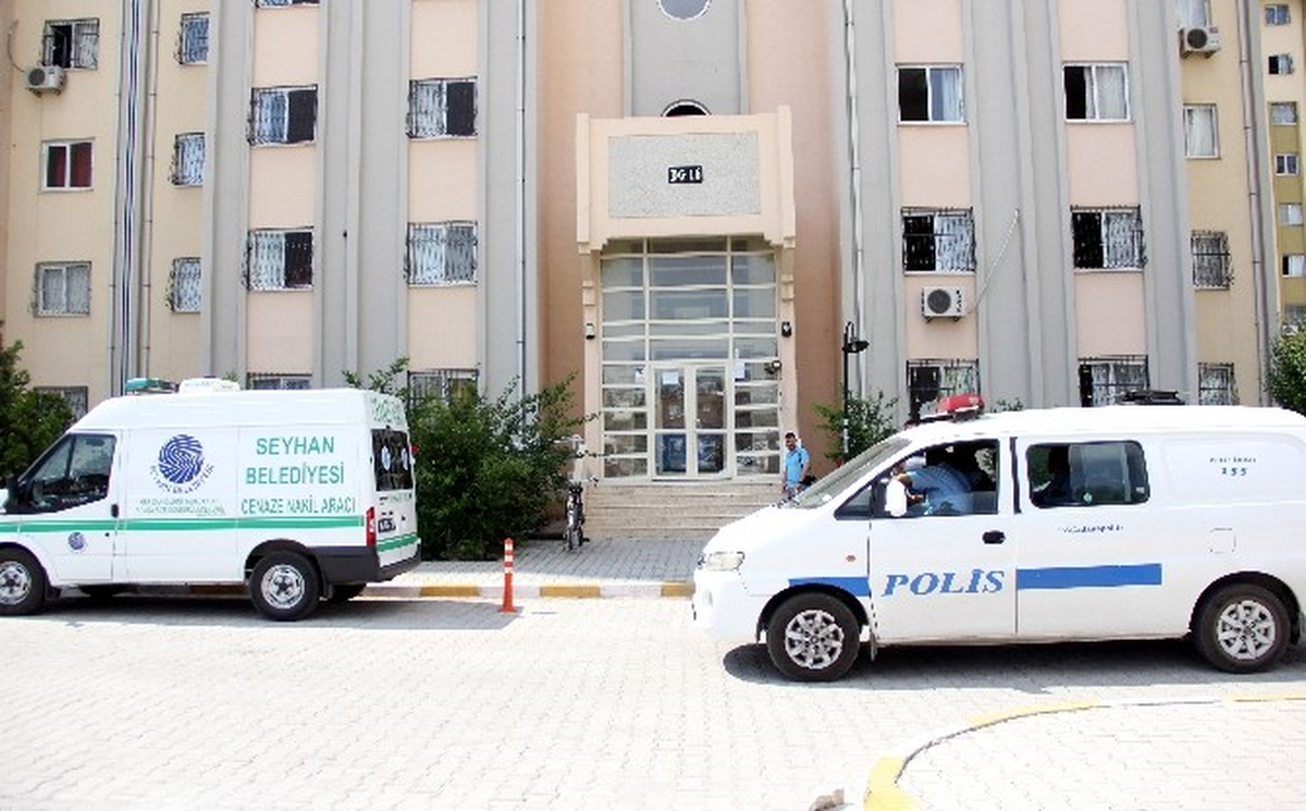 25 Yaşındaki Genç Sahurda İntihar Etti