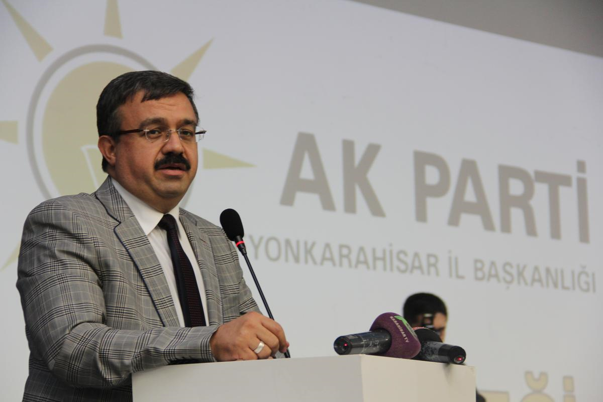 AK Parti\'den "Vefa Yemeği"