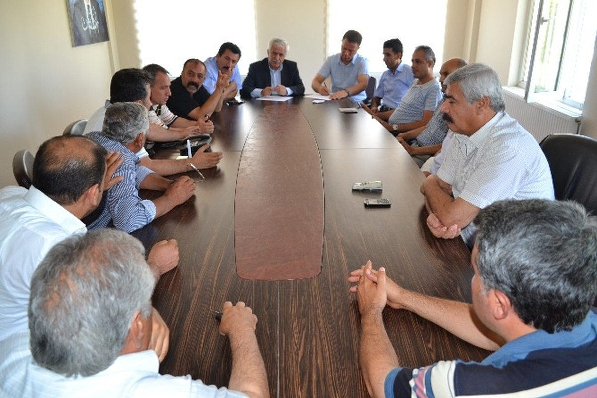 Başkan Toprak, Muhtarlar ile Bir Araya Geldi