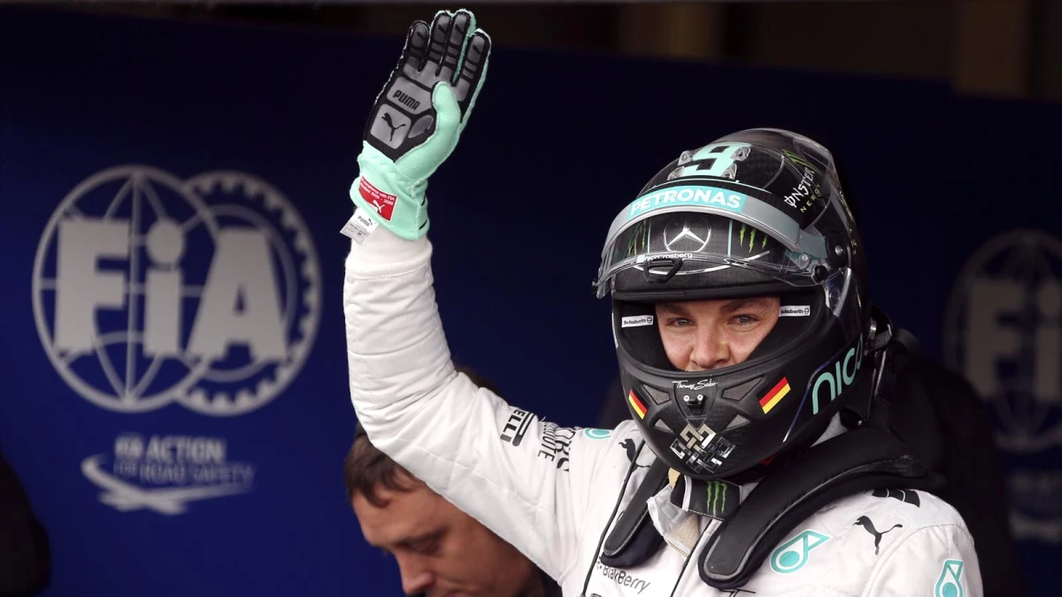 Büyük Britanya Grand Prix\'sinde İlk Cep Mercedes\'in Alman Pilotu Rosberg\'in