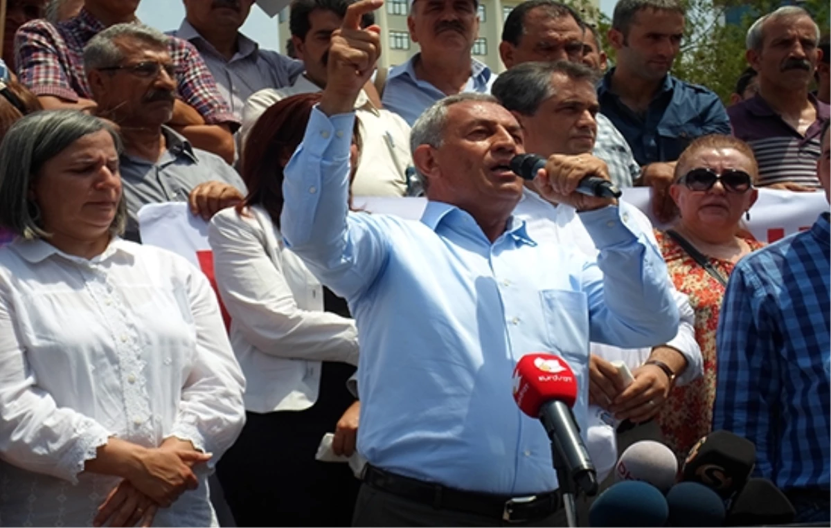 Diyarbakır Büyükşehir Belediyesi\'ne Yapılan Saldırıya BDP\'den Tepki
